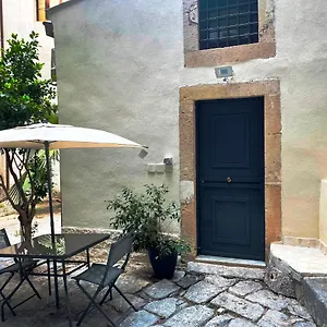 https://mega-house-2.sicilyhotelsitaly.net