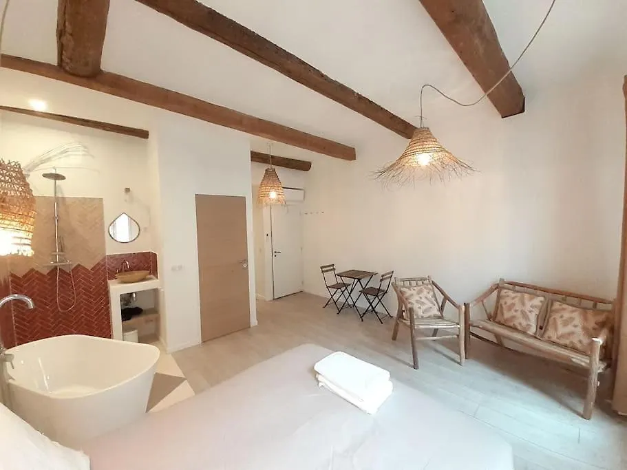 Lafrenchcasa Canebiere مارسيليا فرنسا